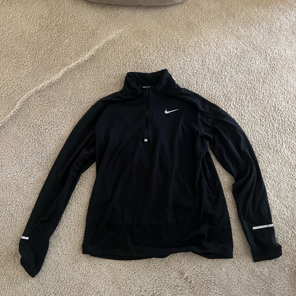 Nike Dri-FIT UV Long-Sleeve 1/2-Zip Top